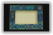 Blue frame:
Made of art glass, mirrored glass, murrine, gold, glass pearls
Size: 24x19 outside dimension (for photo 13x18 cm)
                       21x 15.5 (for photo 10x15cm)
                       17x15 (for photo 9x11 cm)
